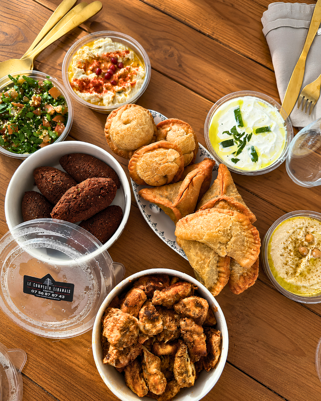 Plateau libanais sur table bois